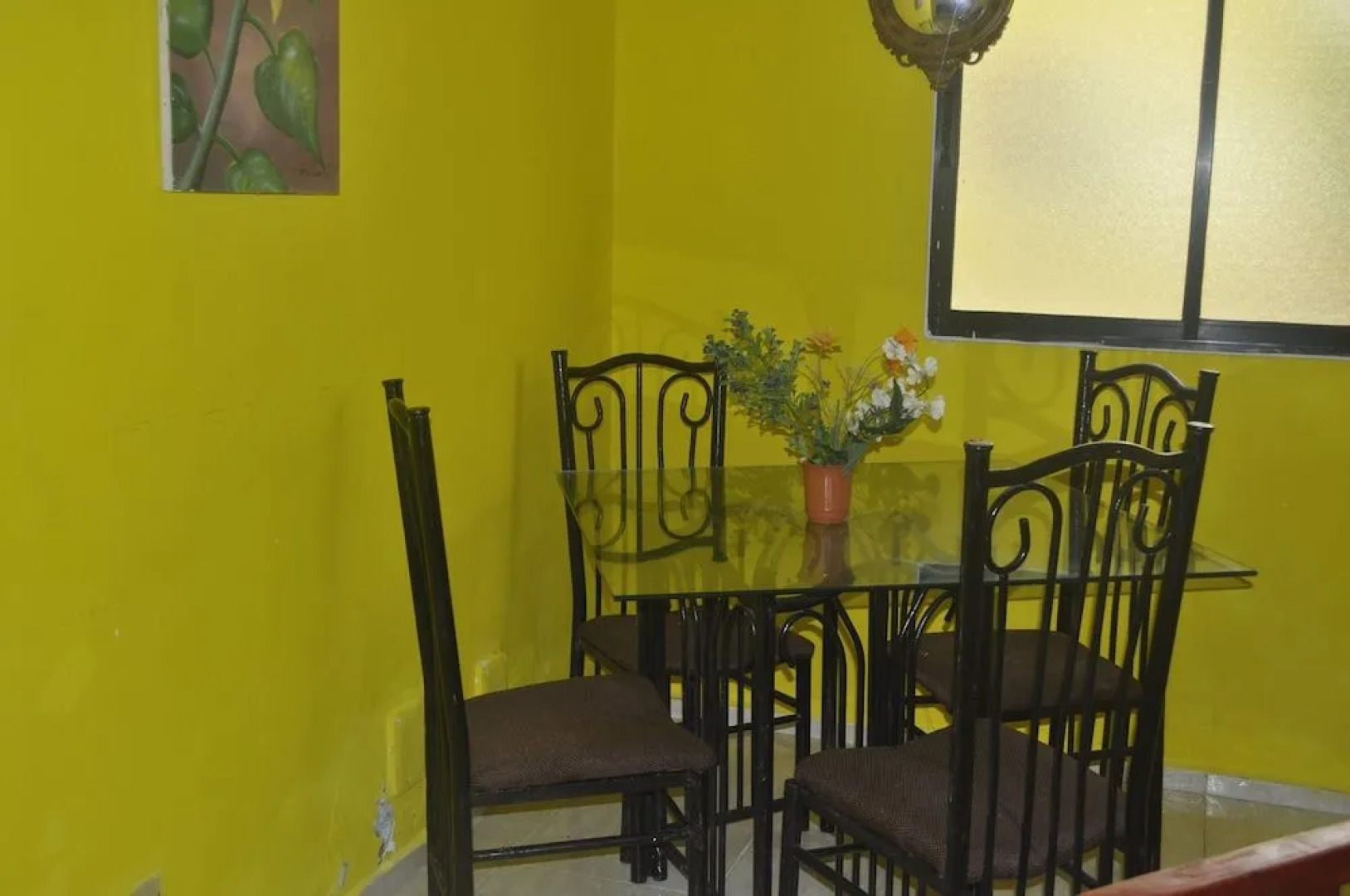 Hotel La Polilla Bar and Restaurant