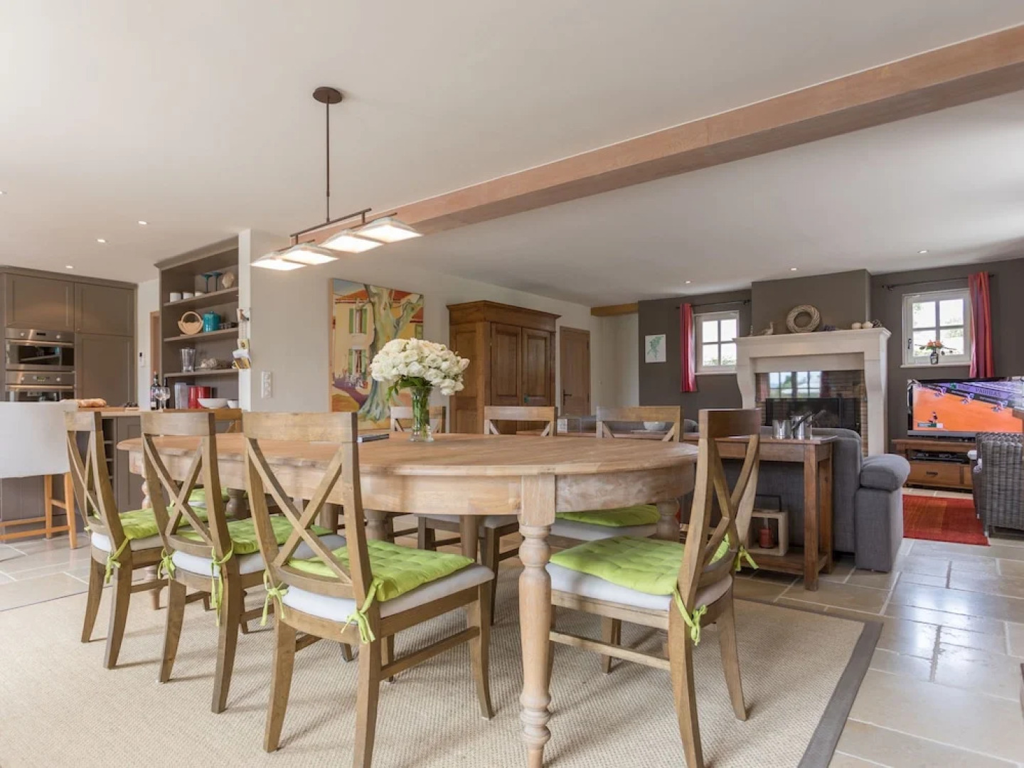 Stunning Villa With Heated Private Swimming Pool in Peaceful Location