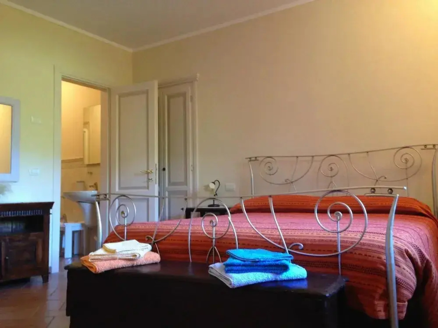 Agriturismo Zafferano E Dintorni