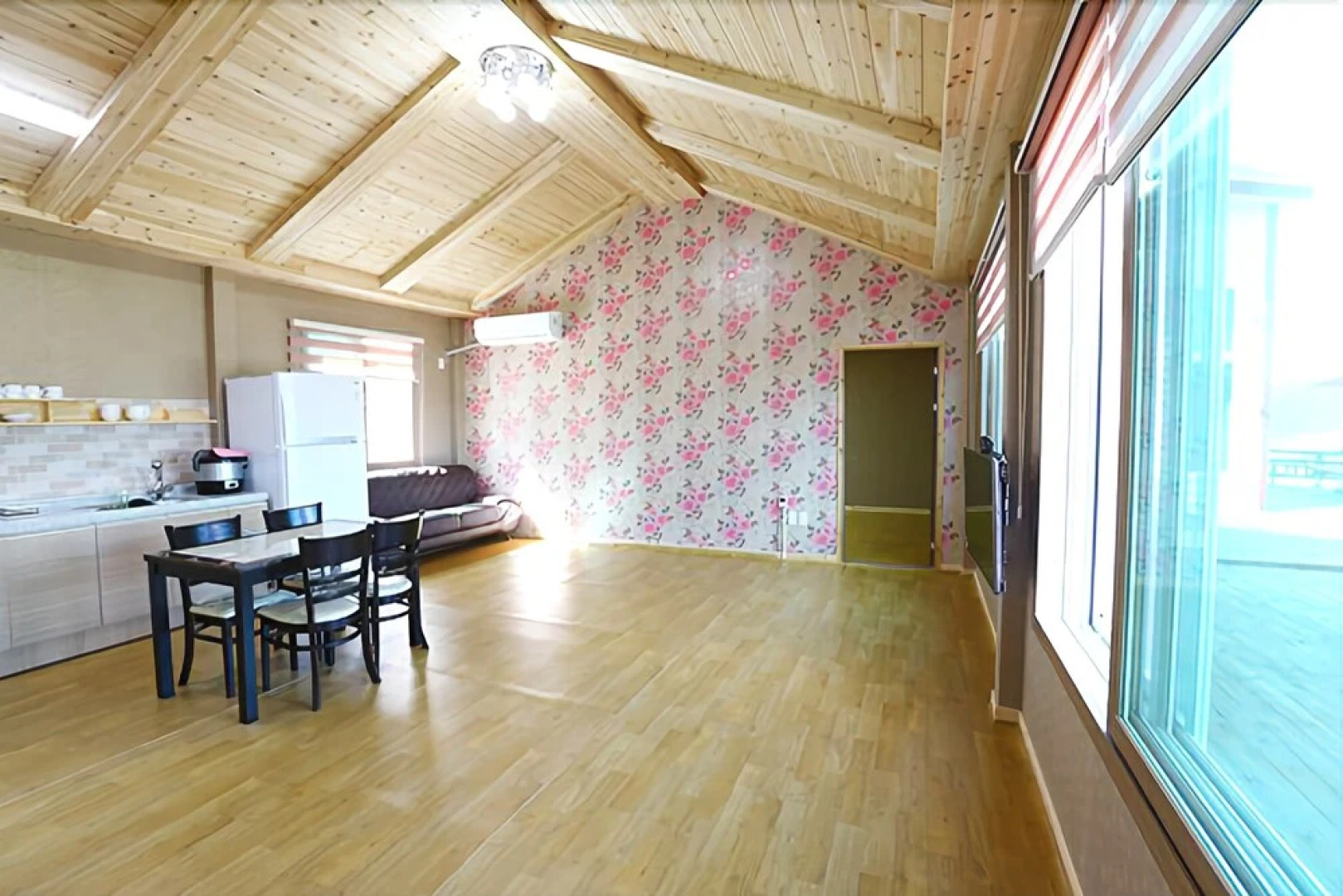 Jindo Sansaesori Pension