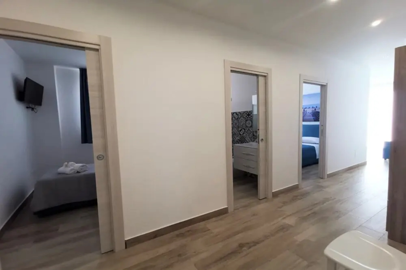 Perla Apartment On Sea Shore