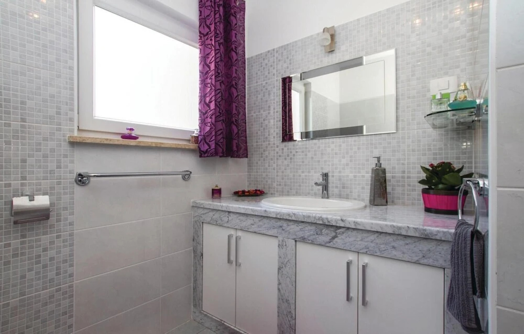 Awesome Home in Labin with Hot Tub, WiFi & 5 Bedrooms