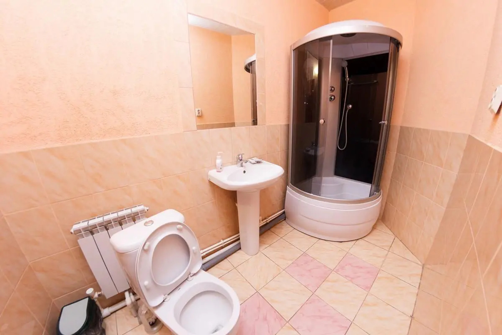 Гостиничный комплекс 7 и Я на Омской