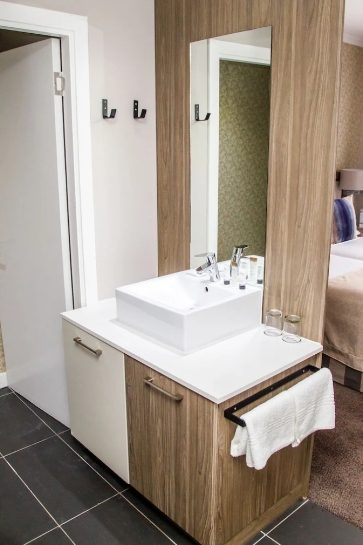 The Waterfront hotel & spa by Misty blue hotels