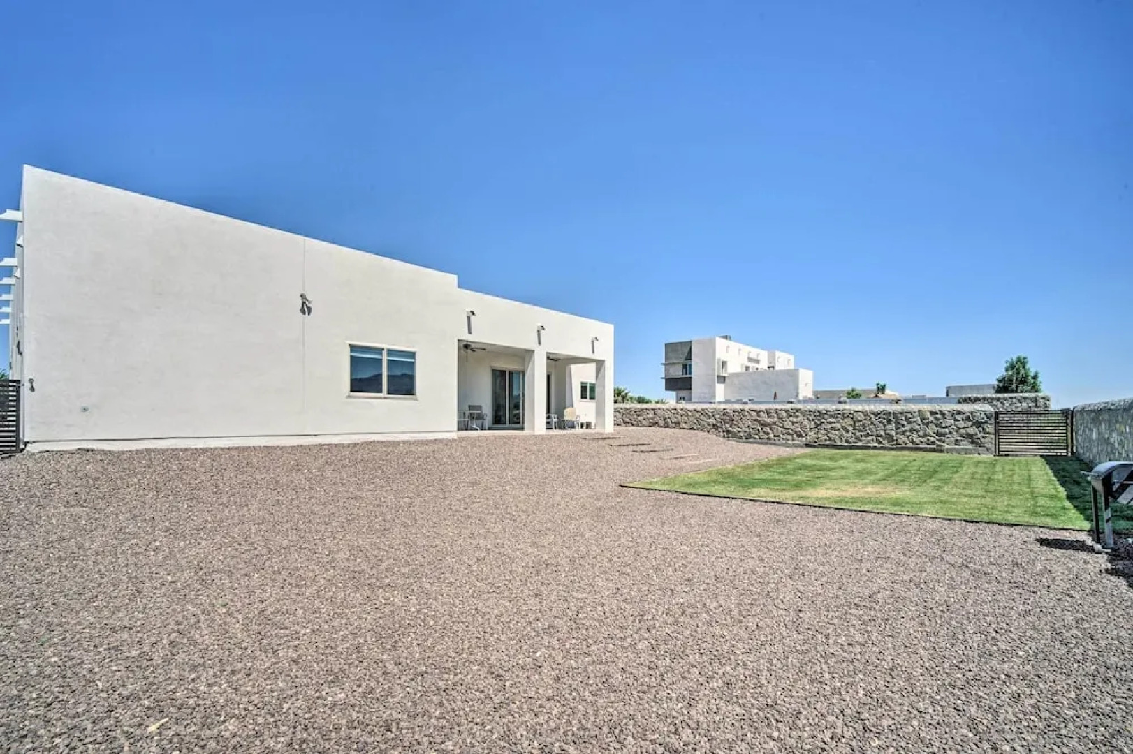 Upper Valley El Paso Home w/ Hiking Access On-site