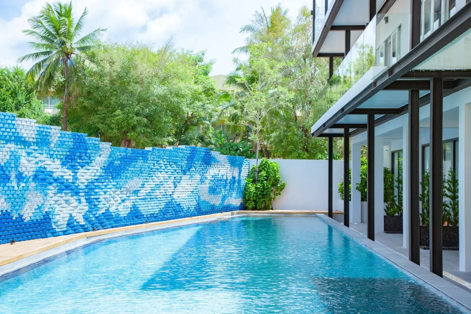 Anona Beachfront Phuket Resort