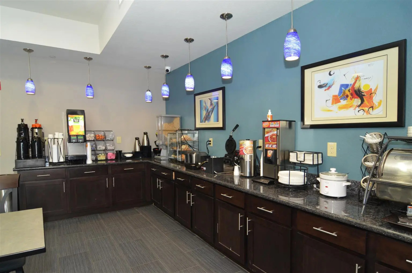 Best Western Plus Kenedy Inn