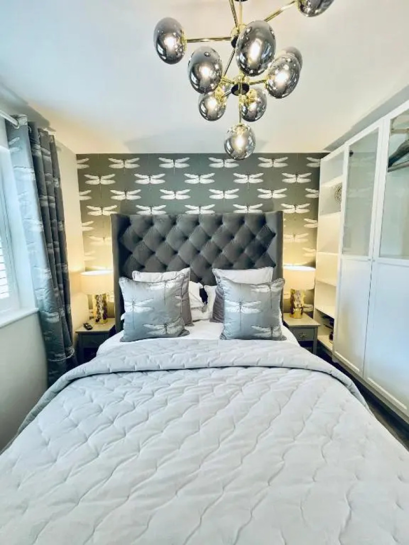 Cotswold Chic Retreats "Cloud Nine" 5 Star Chipping Campden-Parking-Garden