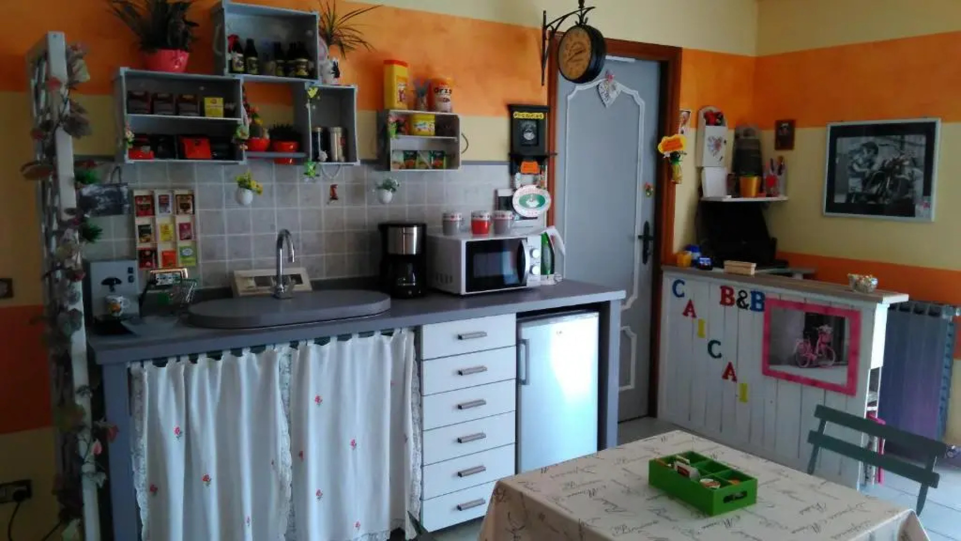 Caicai Bed And Breakfast