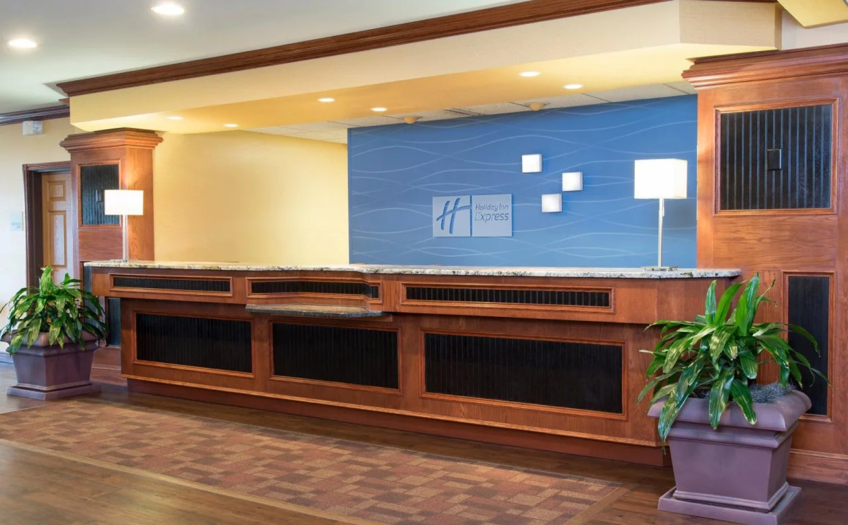 Holiday Inn Express Grand Rapids SW by IHG