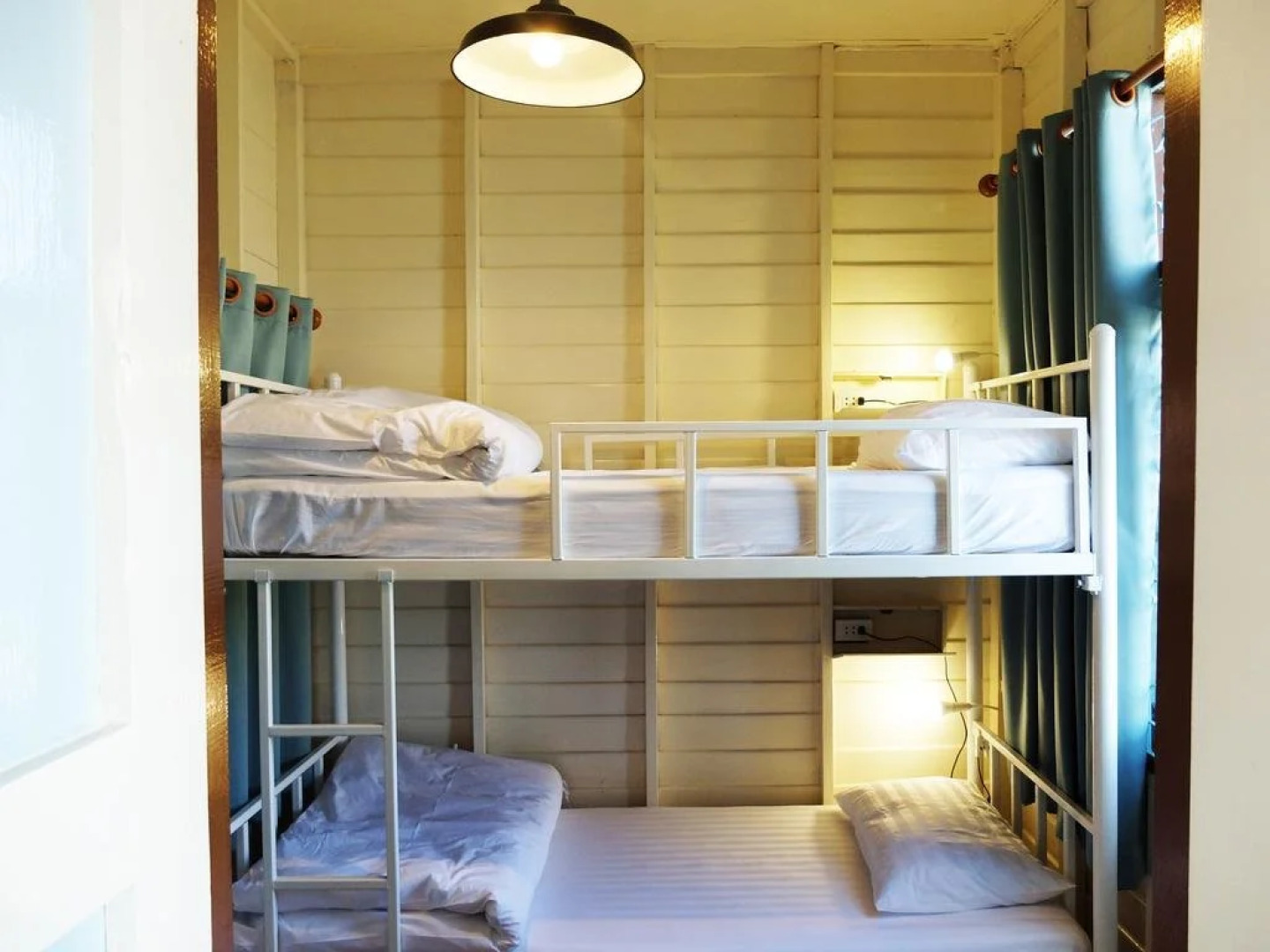 U Pae PaeStay Uthaithani