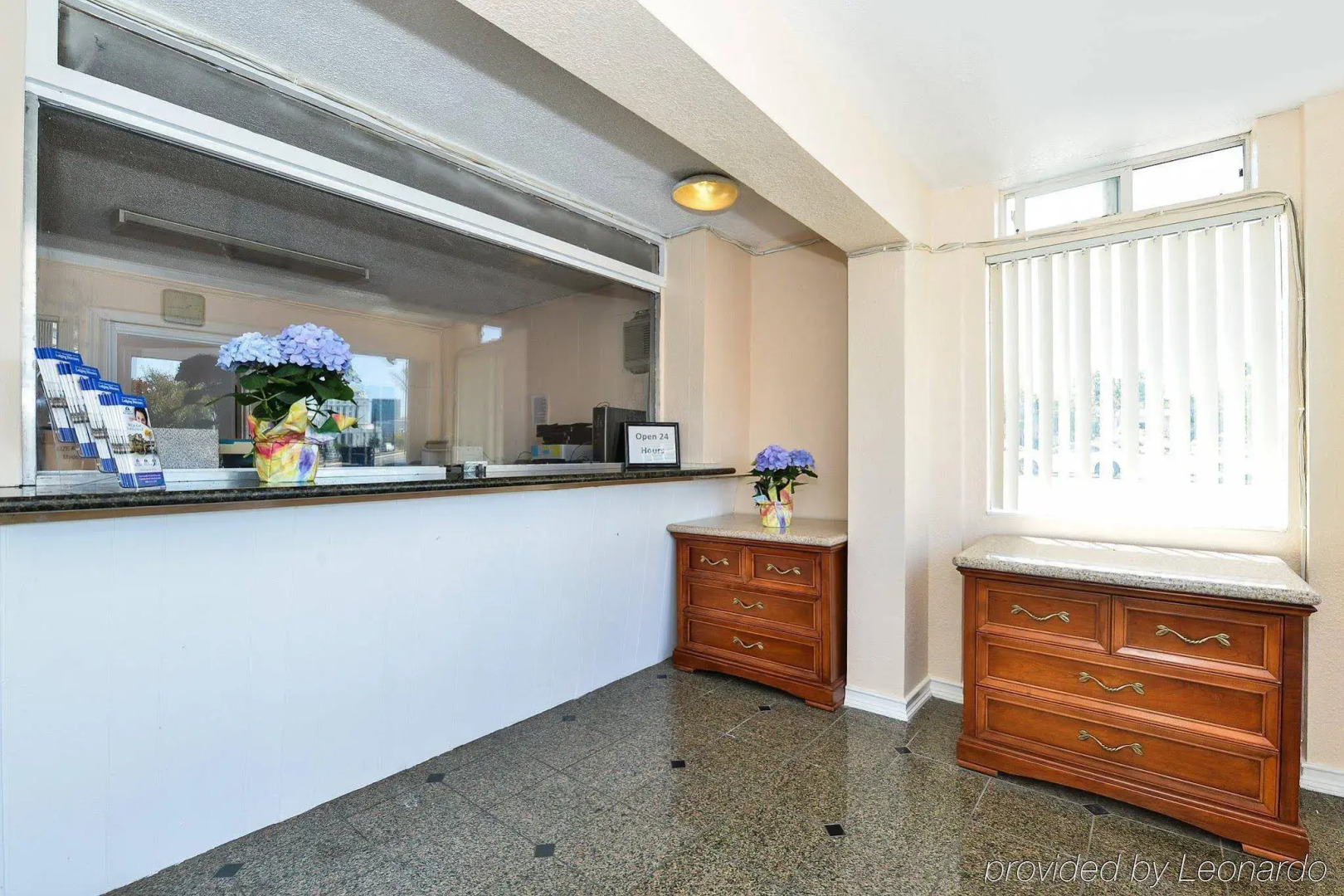 Americas Best Value Inn Oakland Lake Merritt