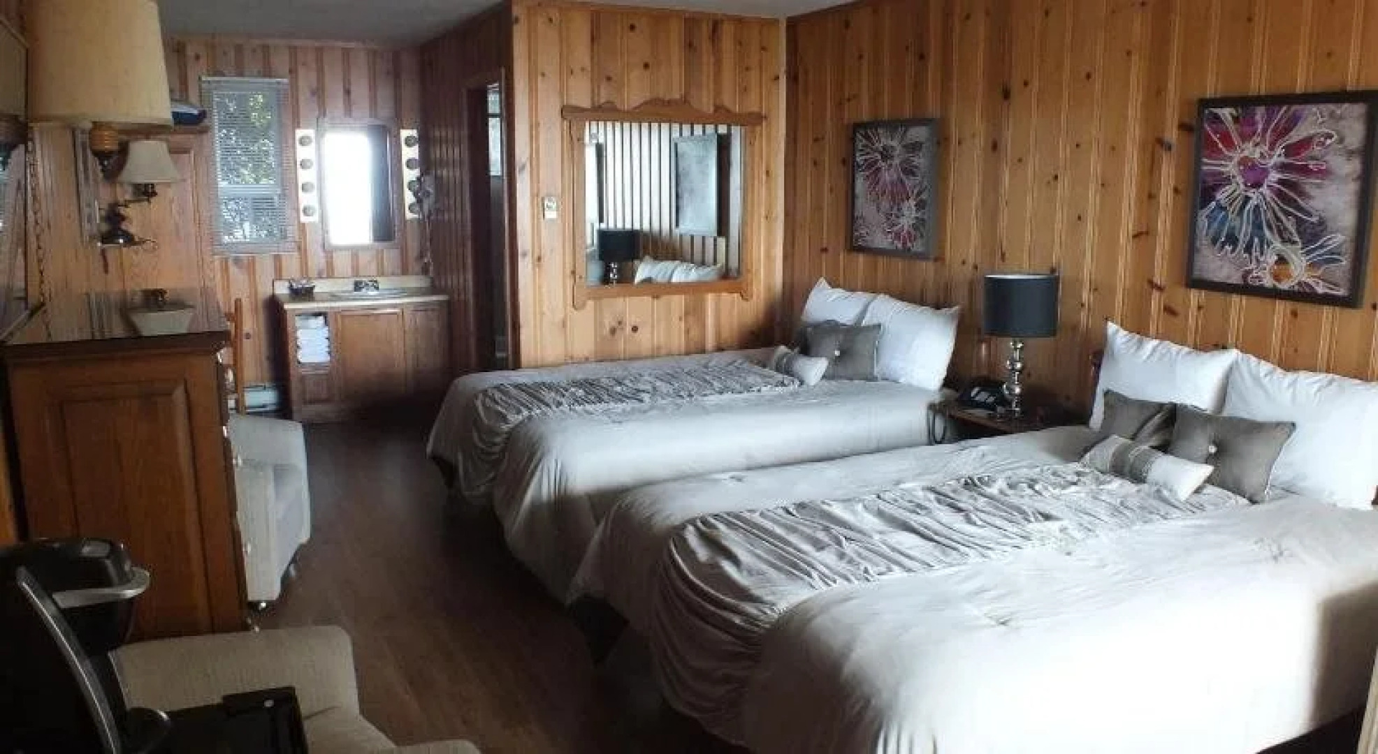 Hotel La Roche Pleureuse