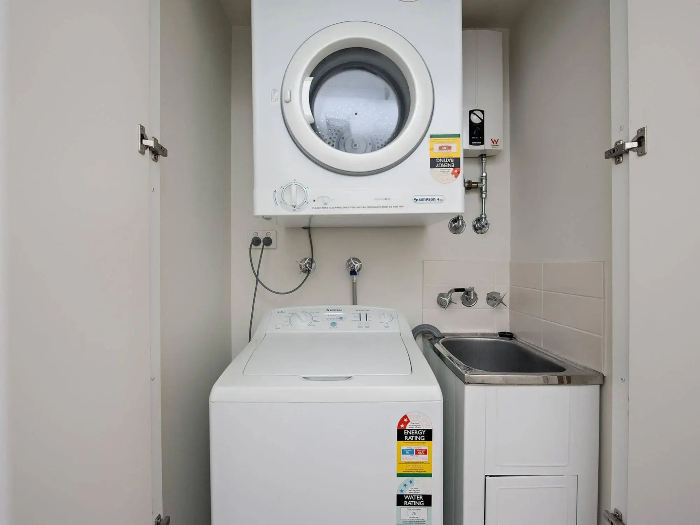 Shoal Bay Beachclub Apartments