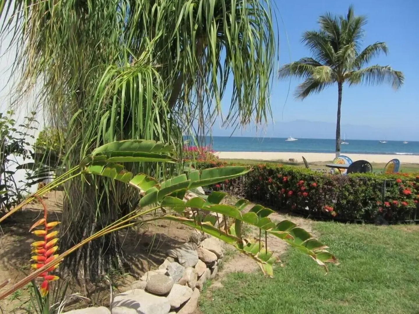 Casa Dos Dolphins 2 Bedroom Villa by Redawning