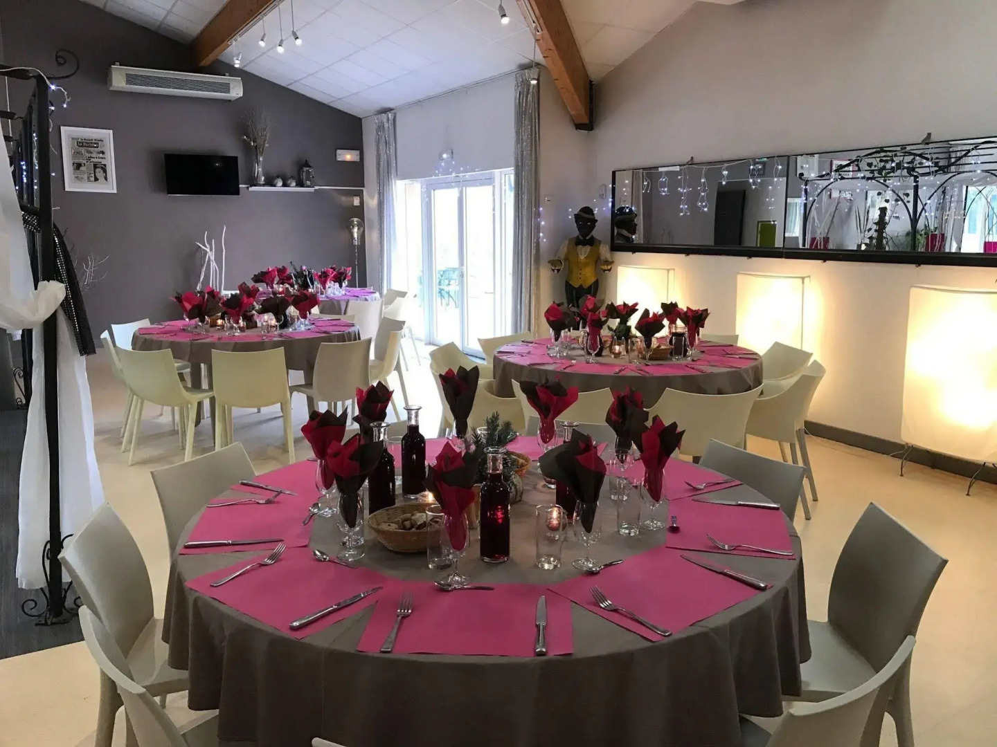 Hotel le president GARE TGV NIMES PONT DU GARD