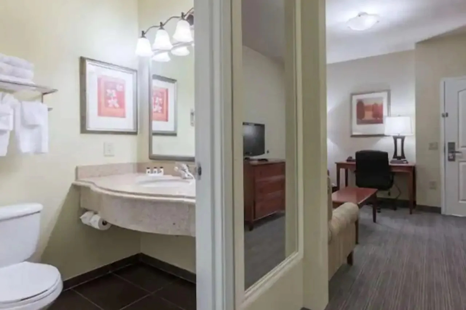 Country Inn and Suites San Marcos