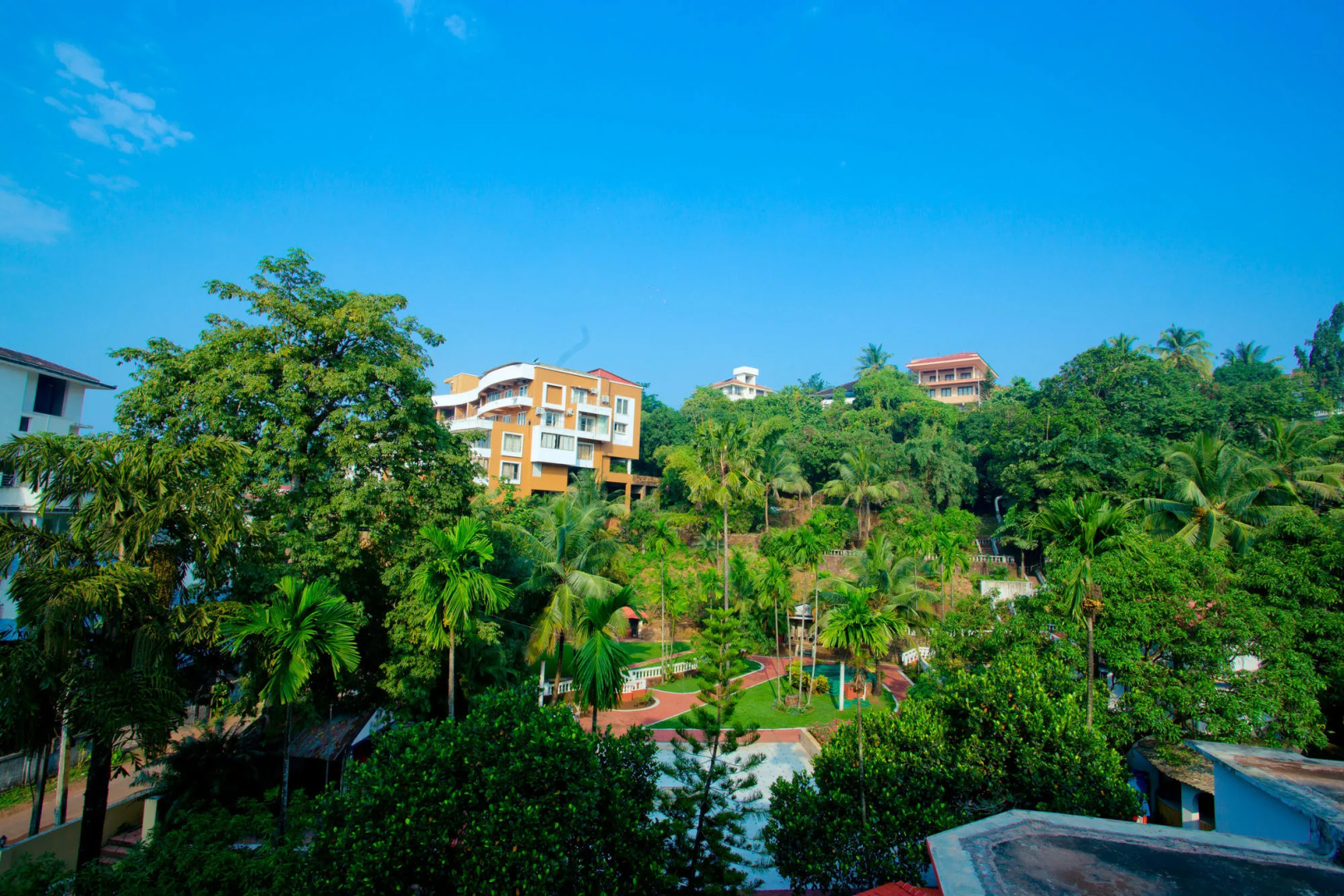 Rendezvous Beach Resort