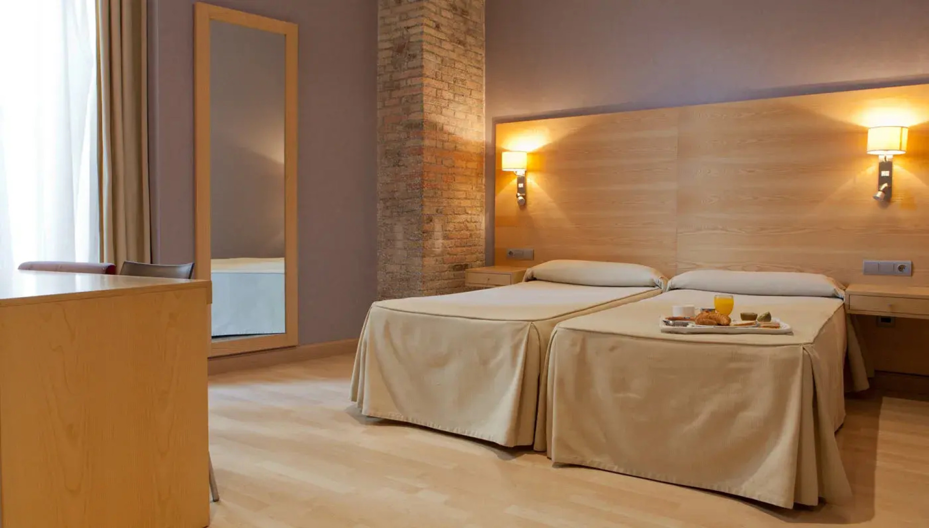 Отель Sant Agustí