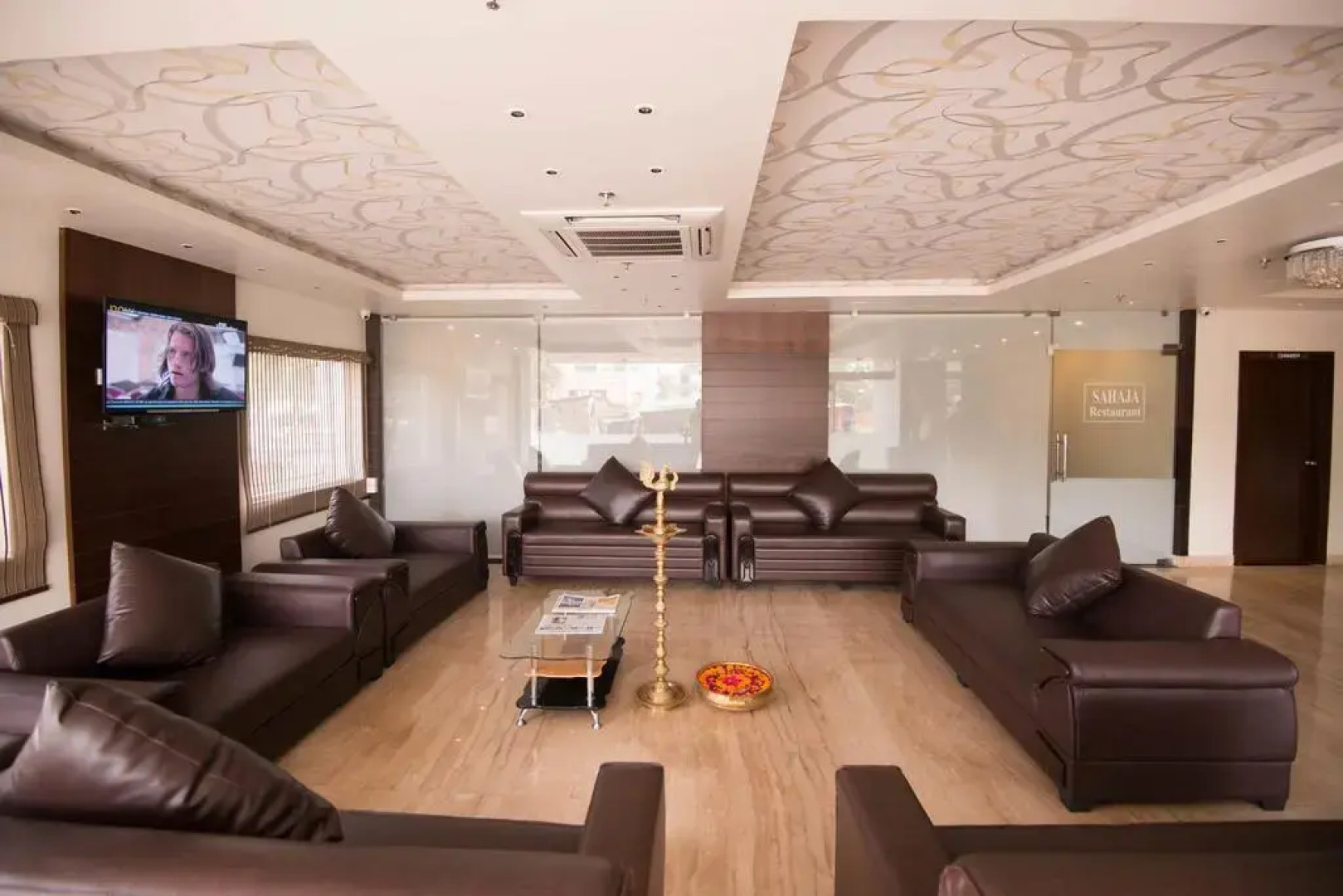 OYO 1302 Hotel Green Apple