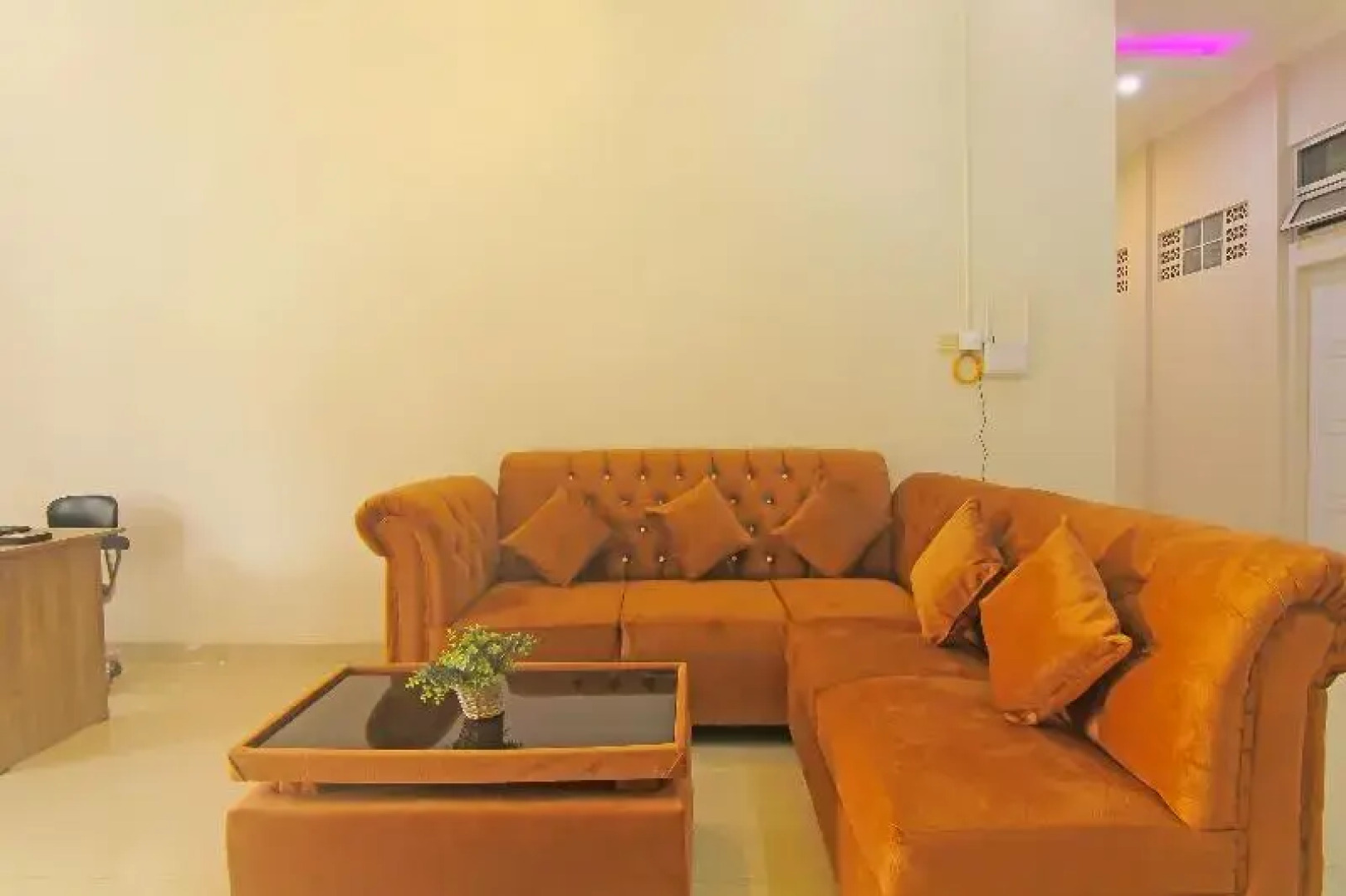 Oyo 91675 Utama Residence