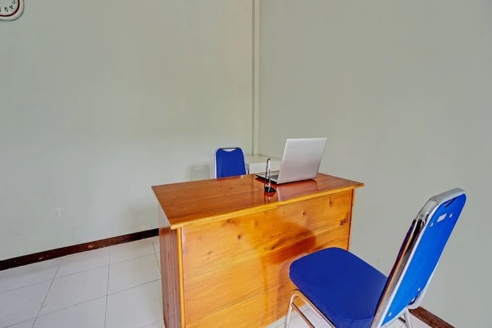 OYO Life 92021 Dua Putra Homestay Klayar