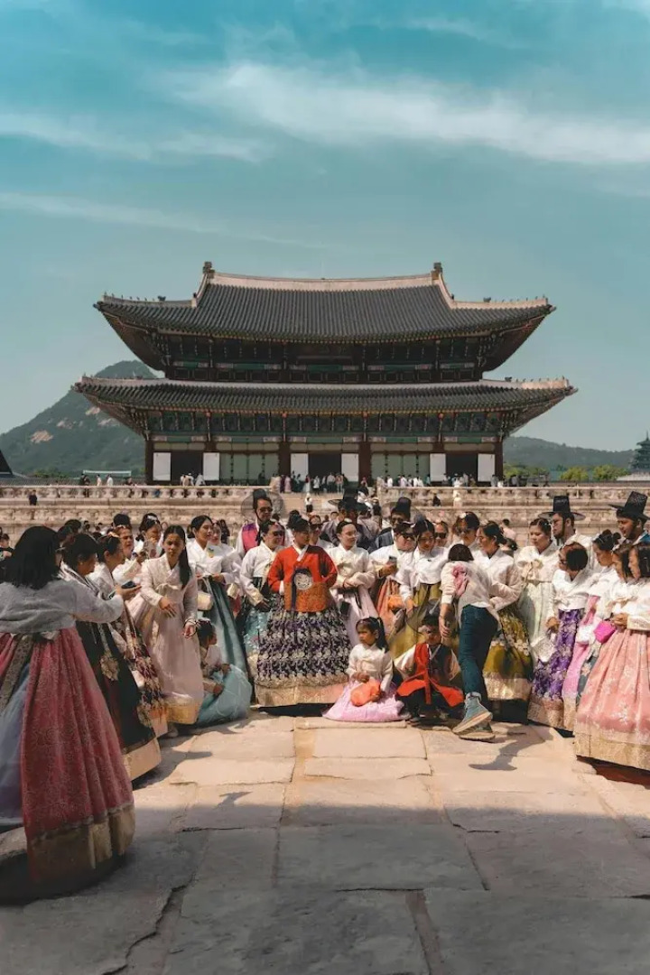 The November Stay Guri