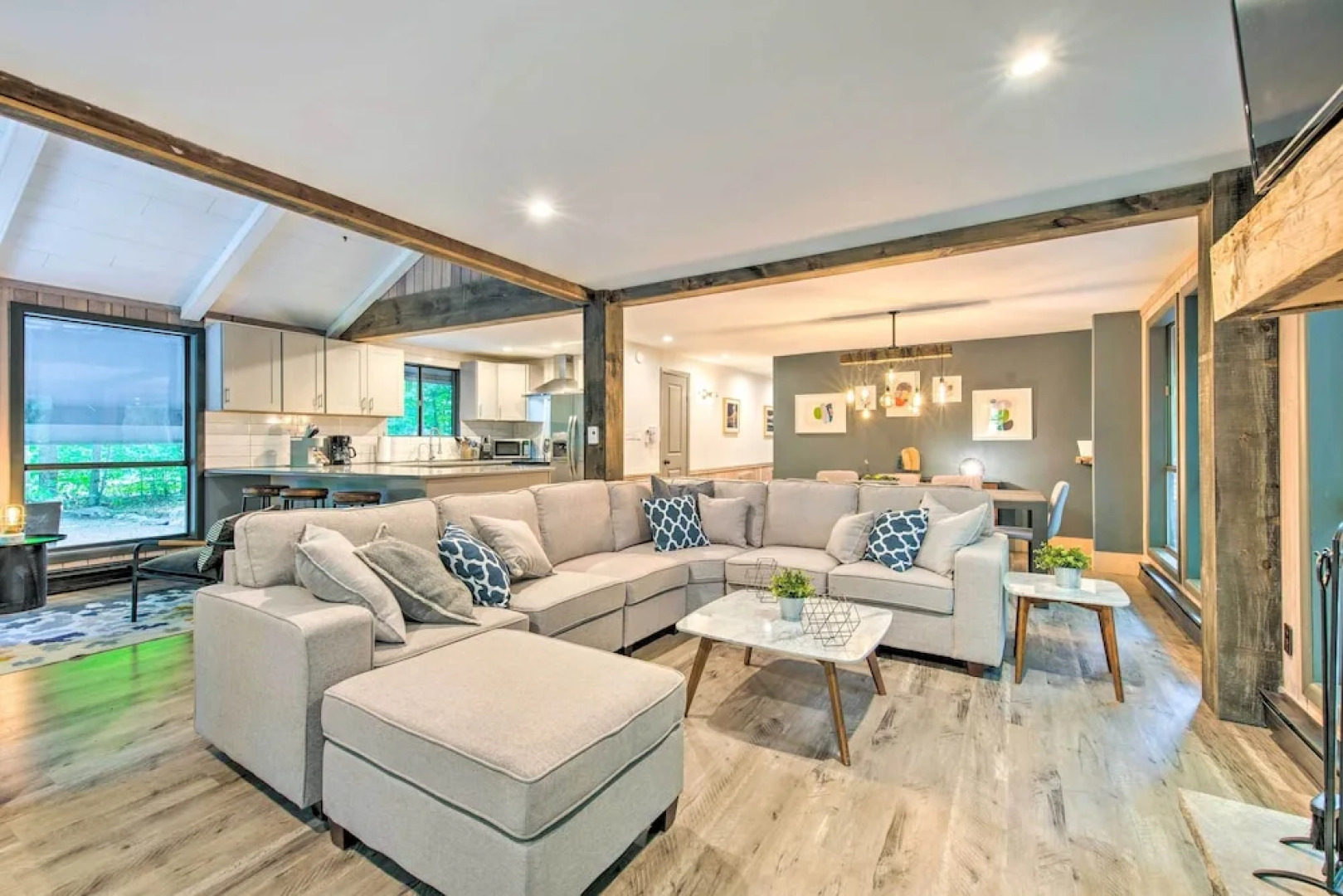 Pet-friendly Pocono Pines Rental w/ Hot Tub!