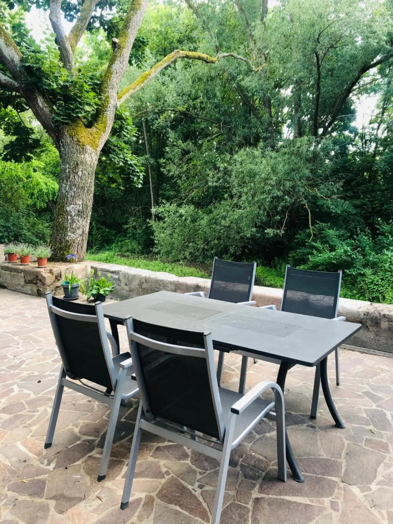 Riverside apartment in central Herzogenaurach