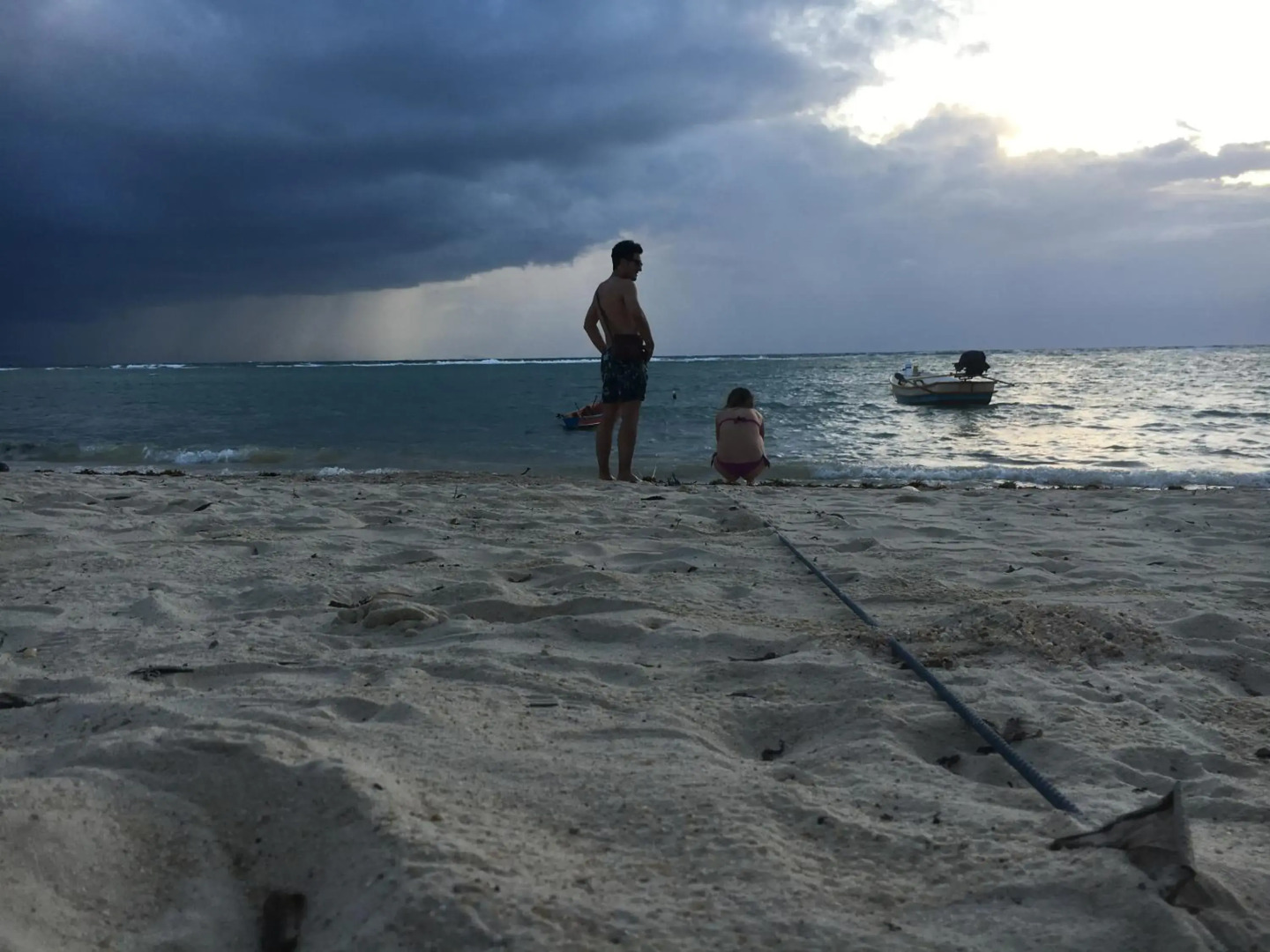 Jungle Hut Bungalows & Hotel