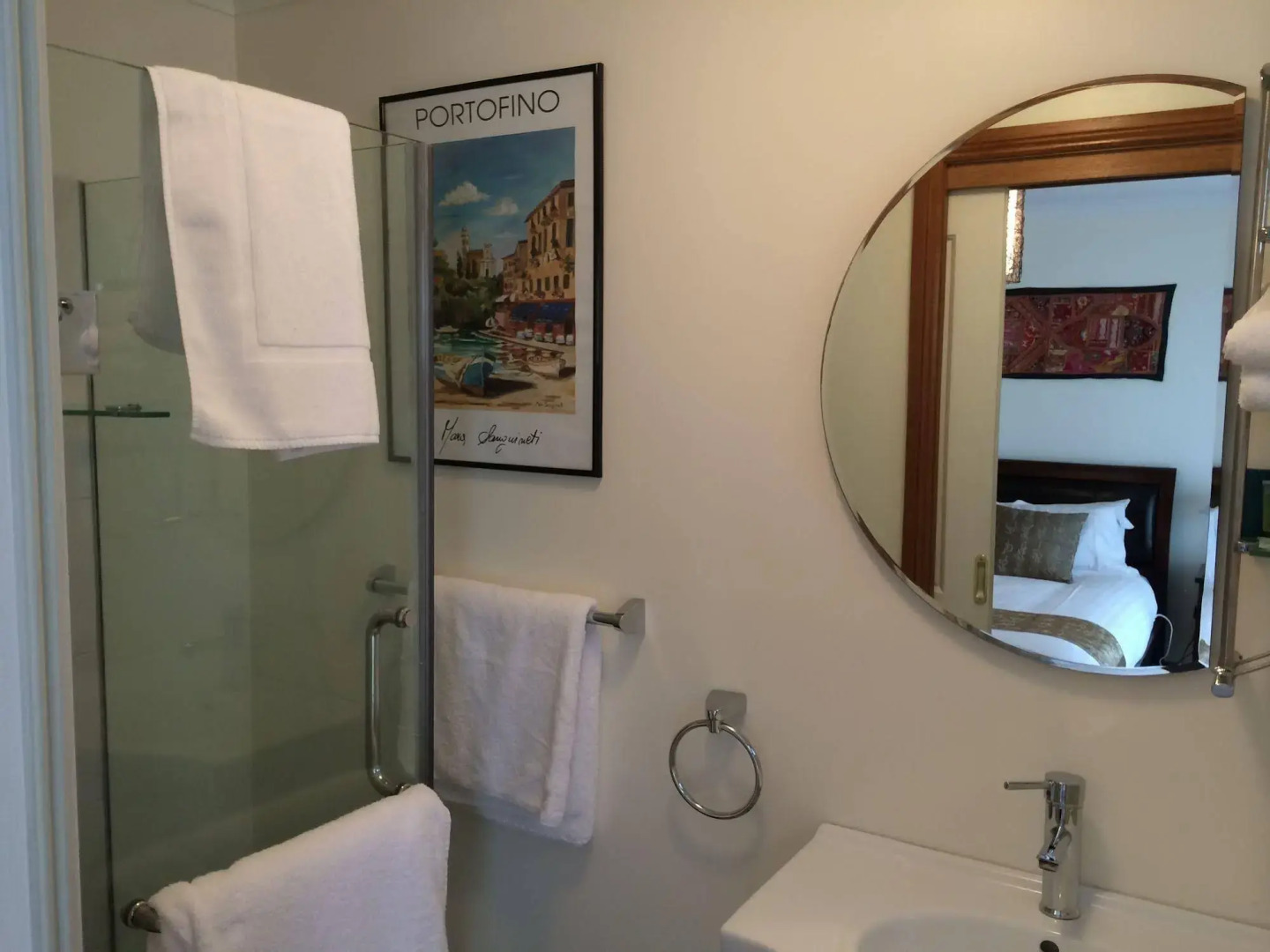 Harpers On The Beach