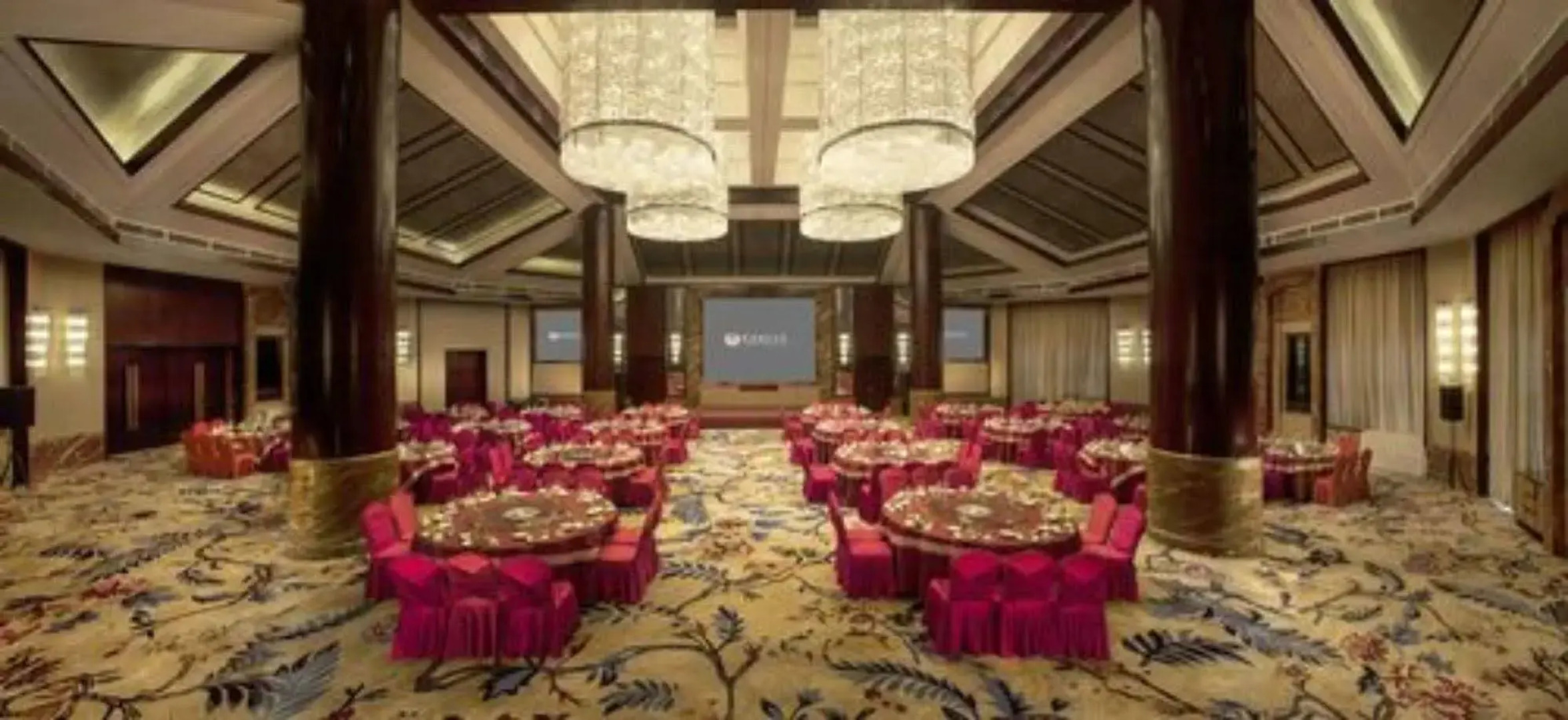 Tanglong International Hotel