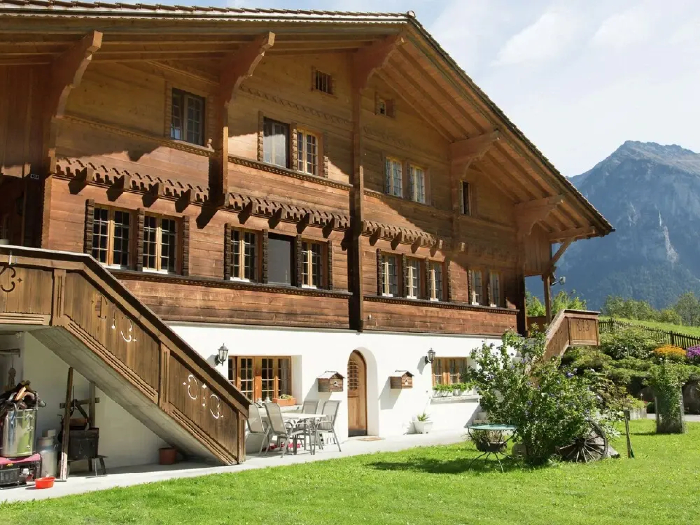 Cozy Apartment in Meiringen With Mountain View