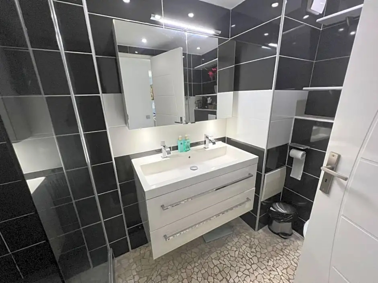 Chambre d'hôte située a la Marina du Gosier et a 10 mins de l'aéroport