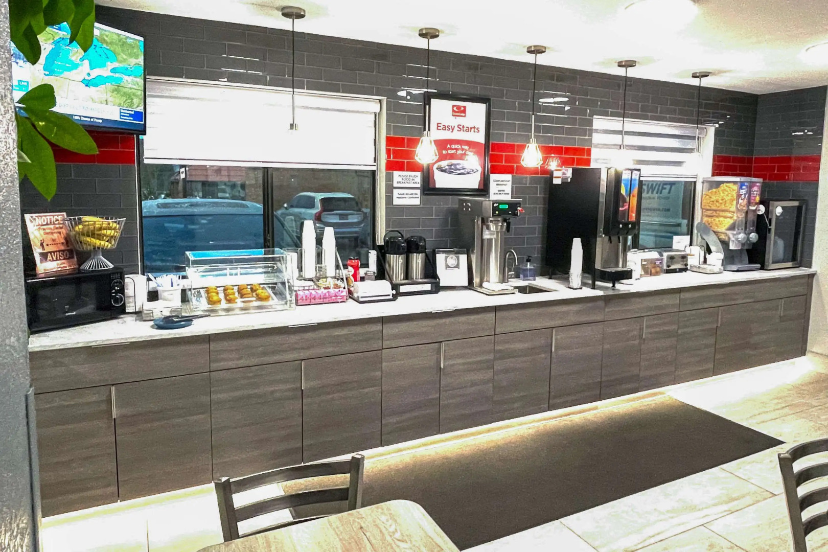 Econo Lodge Cartersville-Emerson Lake Point