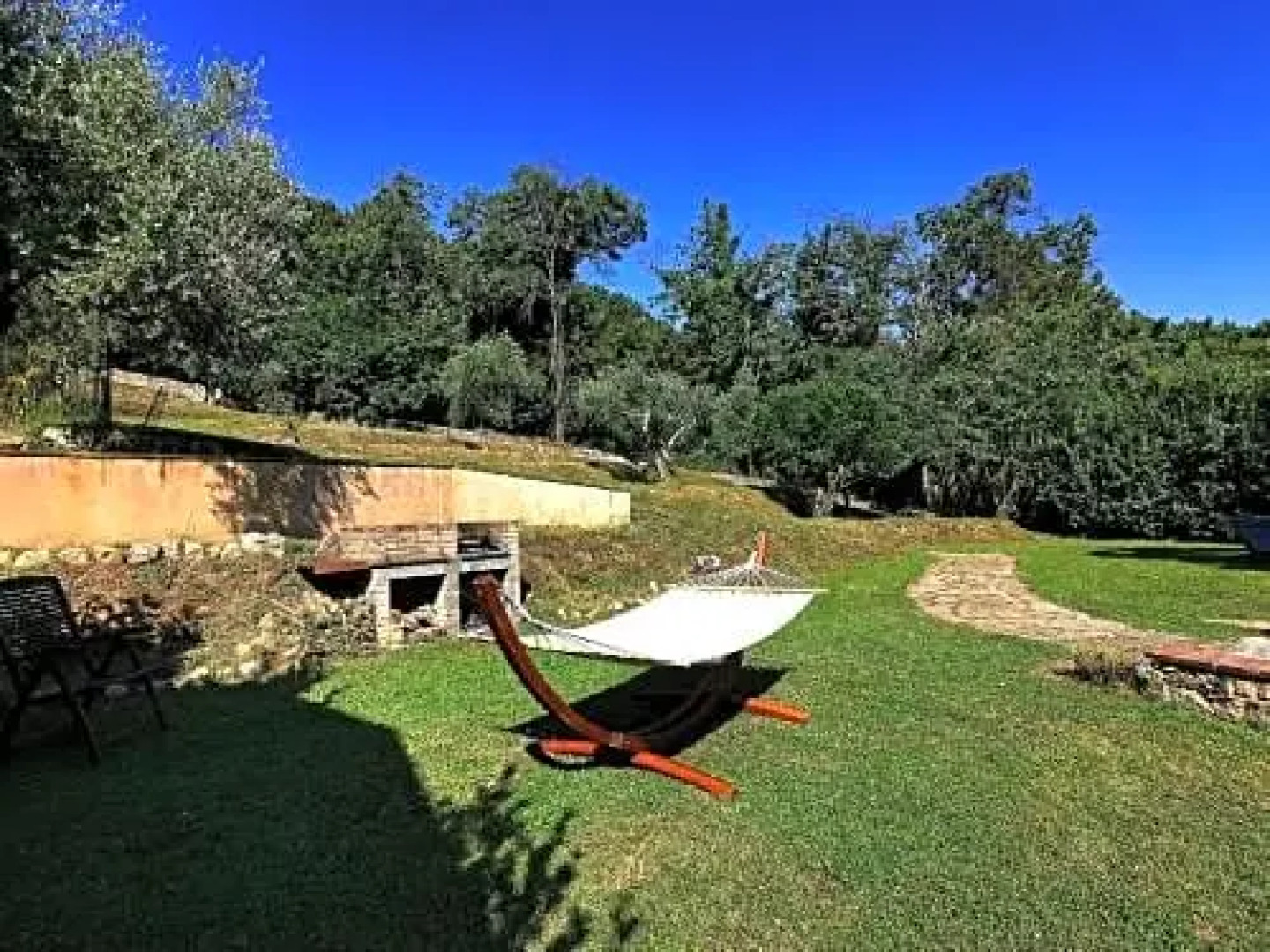 A14 Pietrasanta La Dama del Bosco