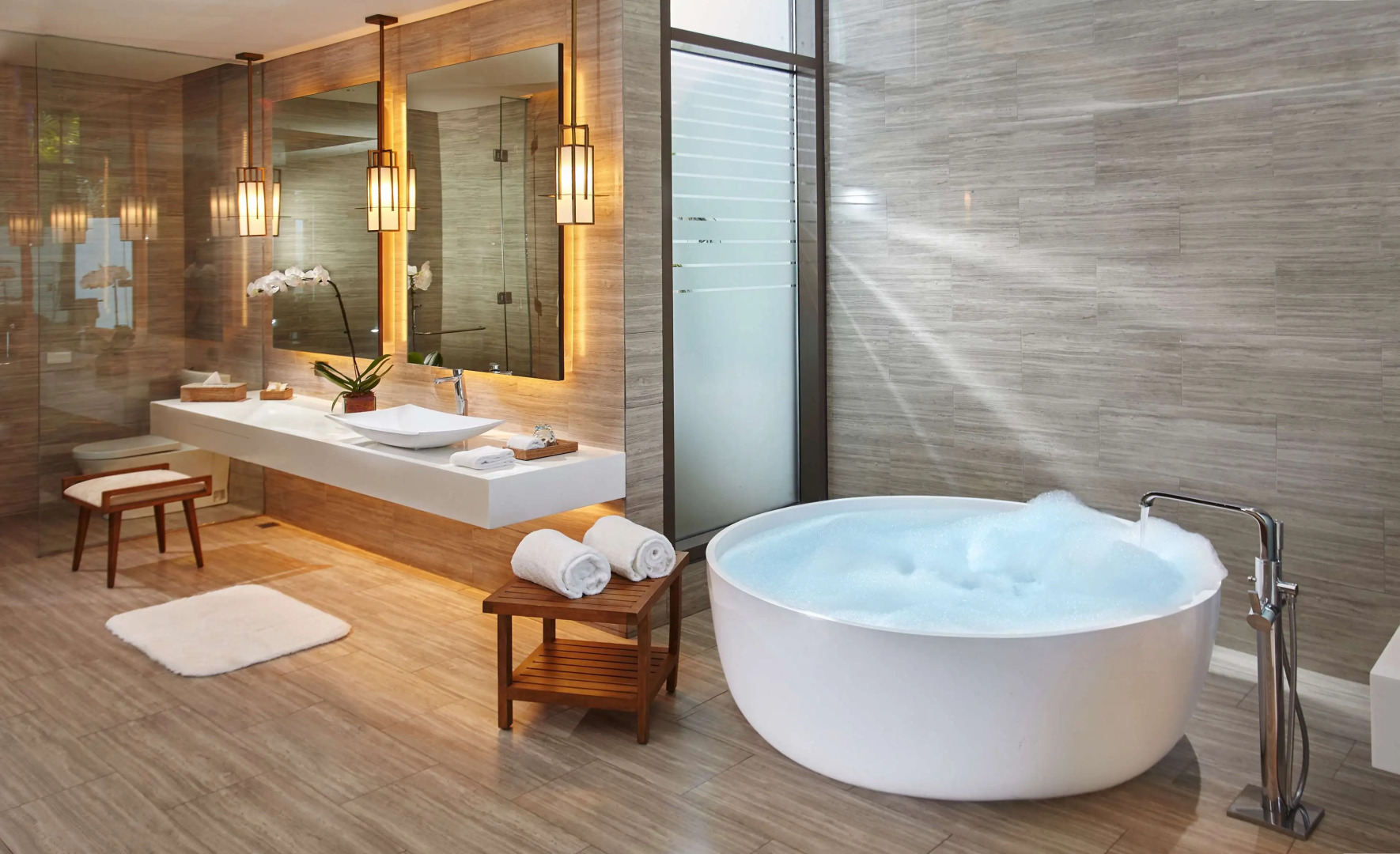 Quest Plus Conference Center, Clark