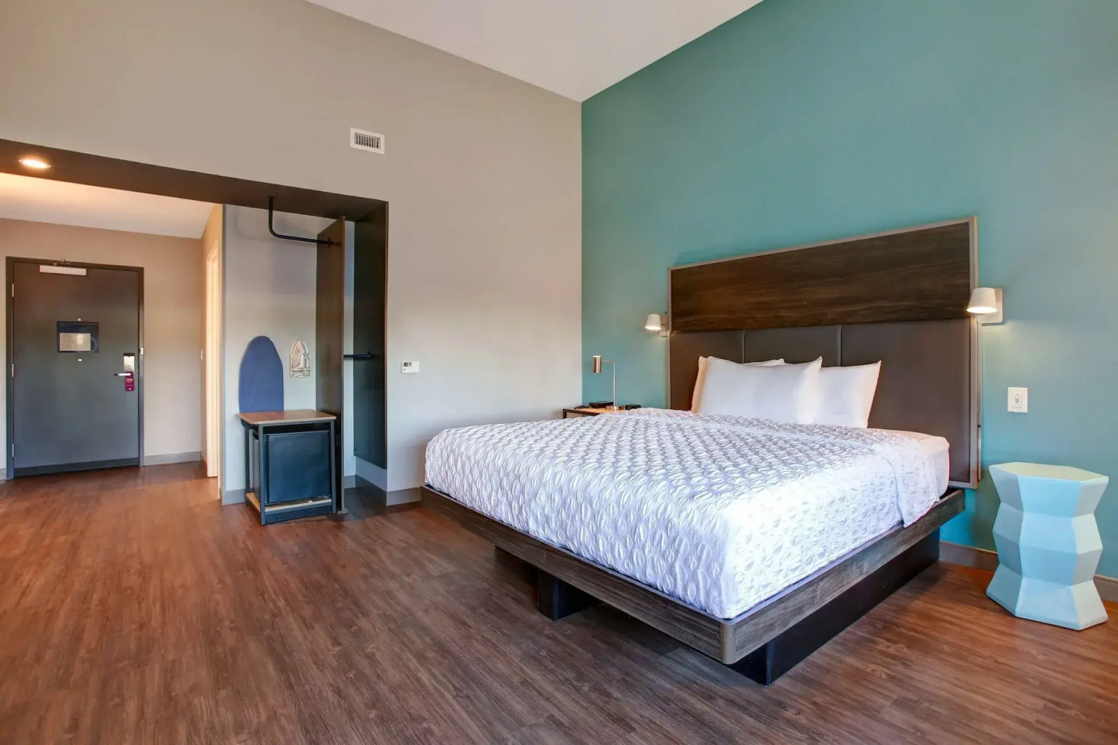 Tru by Hilton Grand Prairie