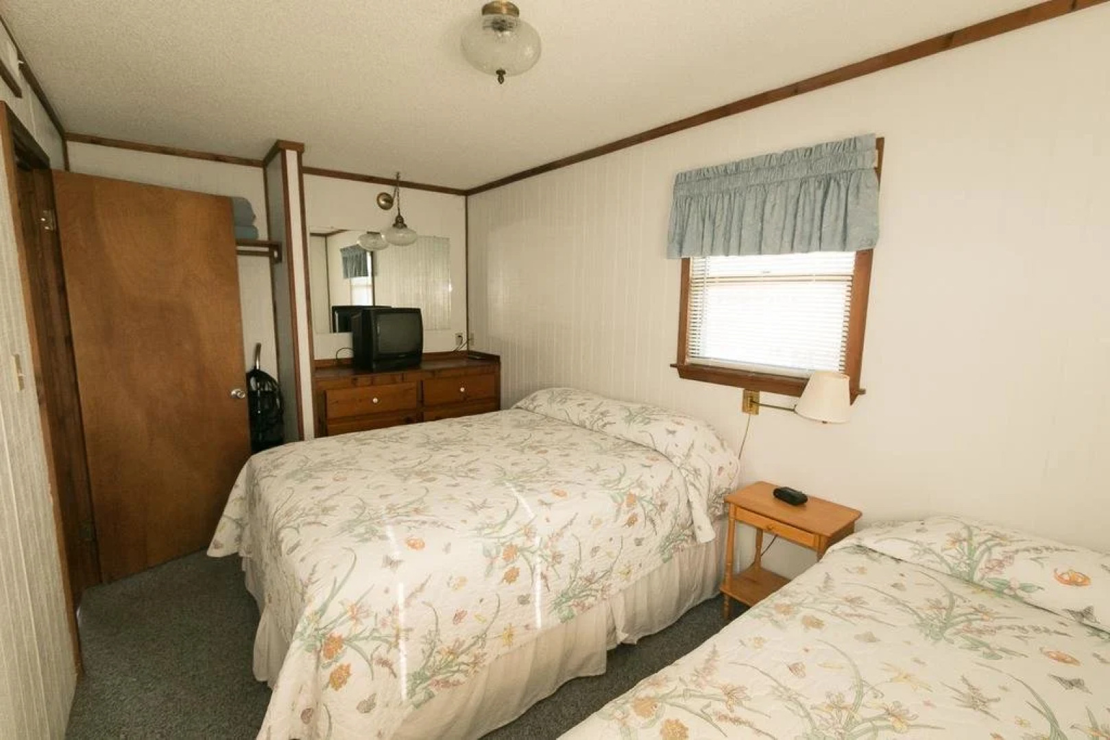 Outer Banks Motel Cape and Tower Cottages