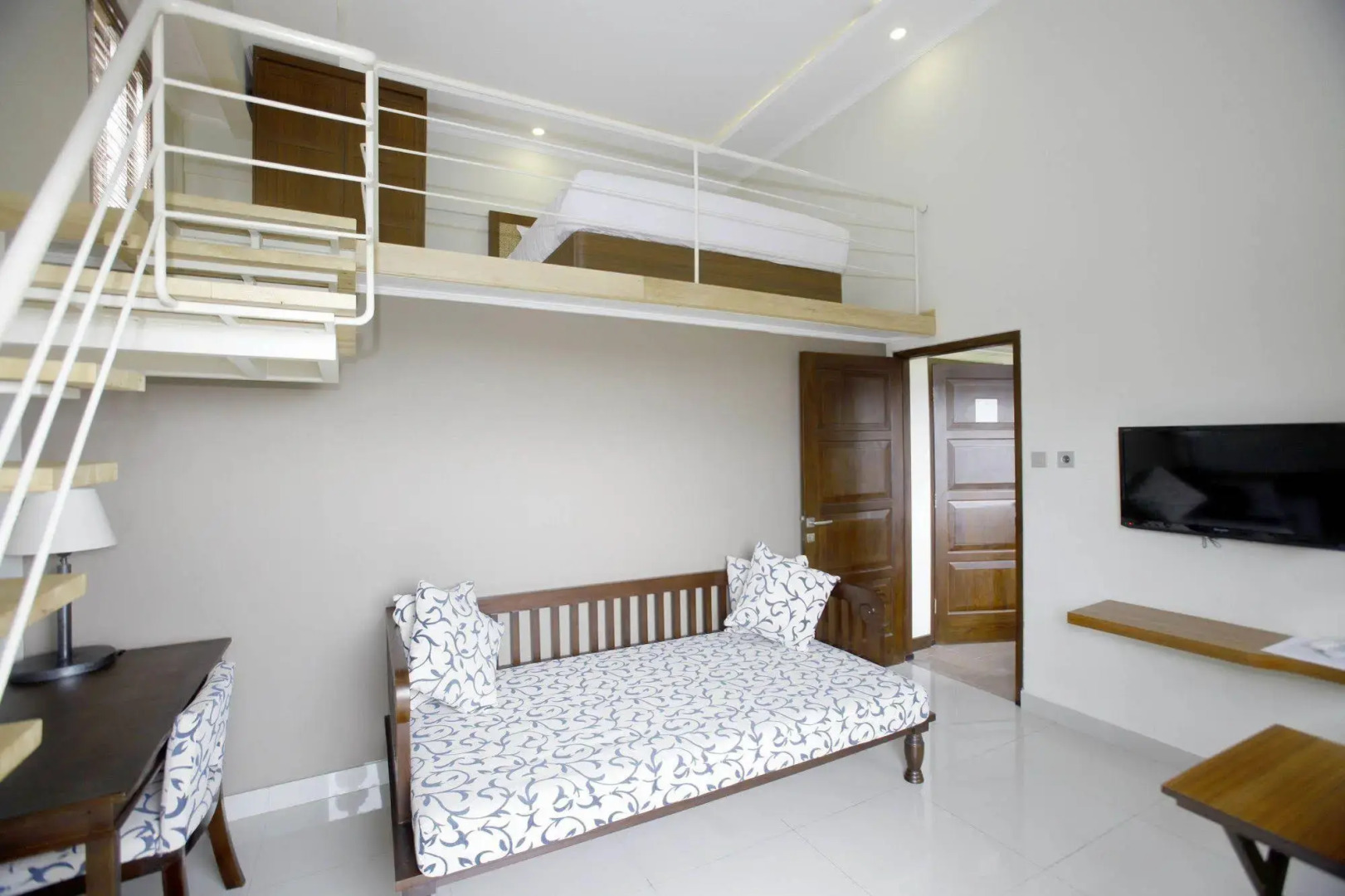 RedDoorz Plus @ Rumah Kandjani