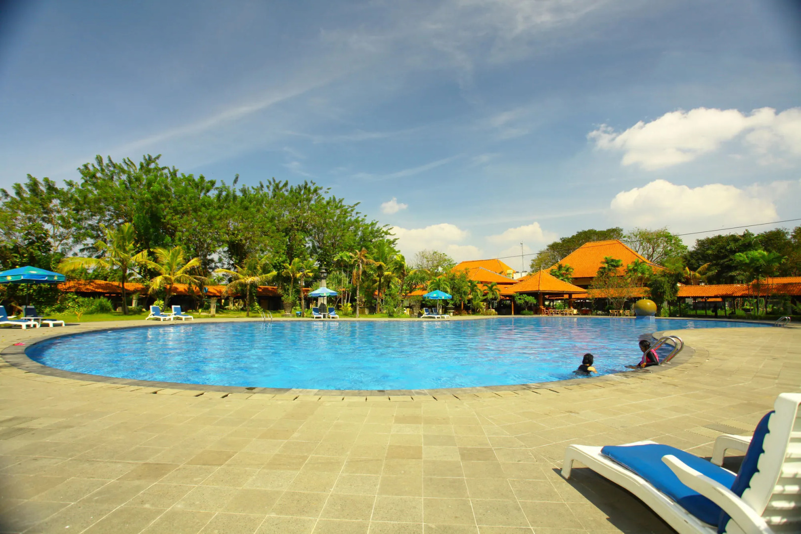 Singgasana Hotel Surabaya