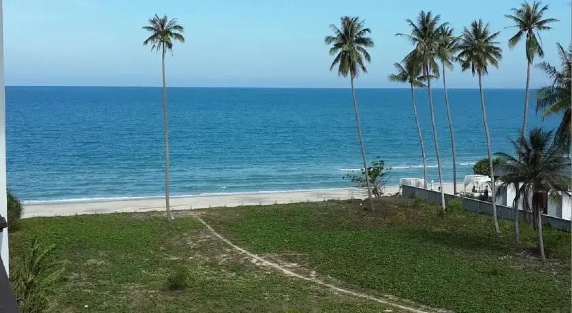Khanom Beach Resident
