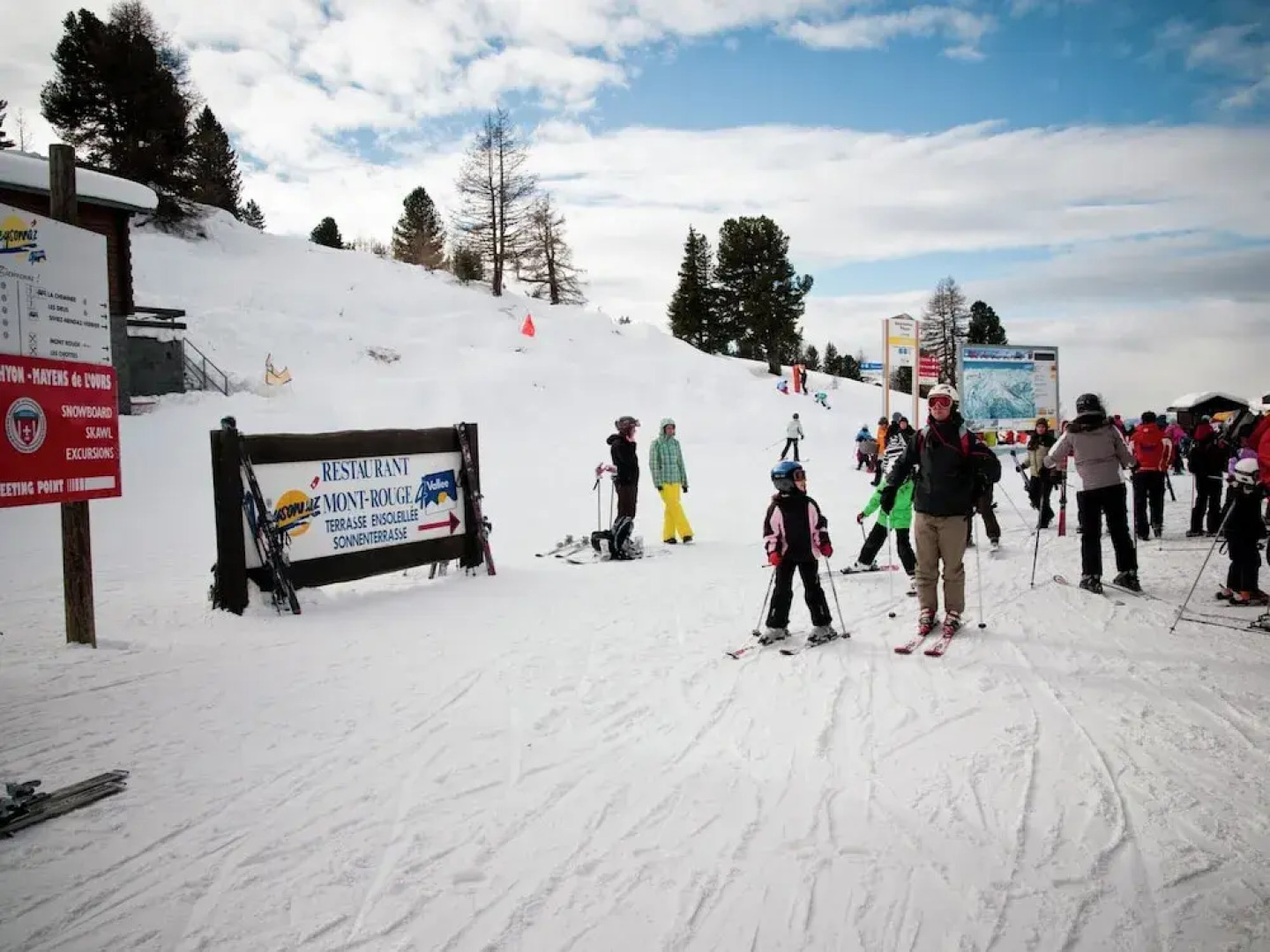 Luxury Apartment with Hot Tub in Veysonnaz