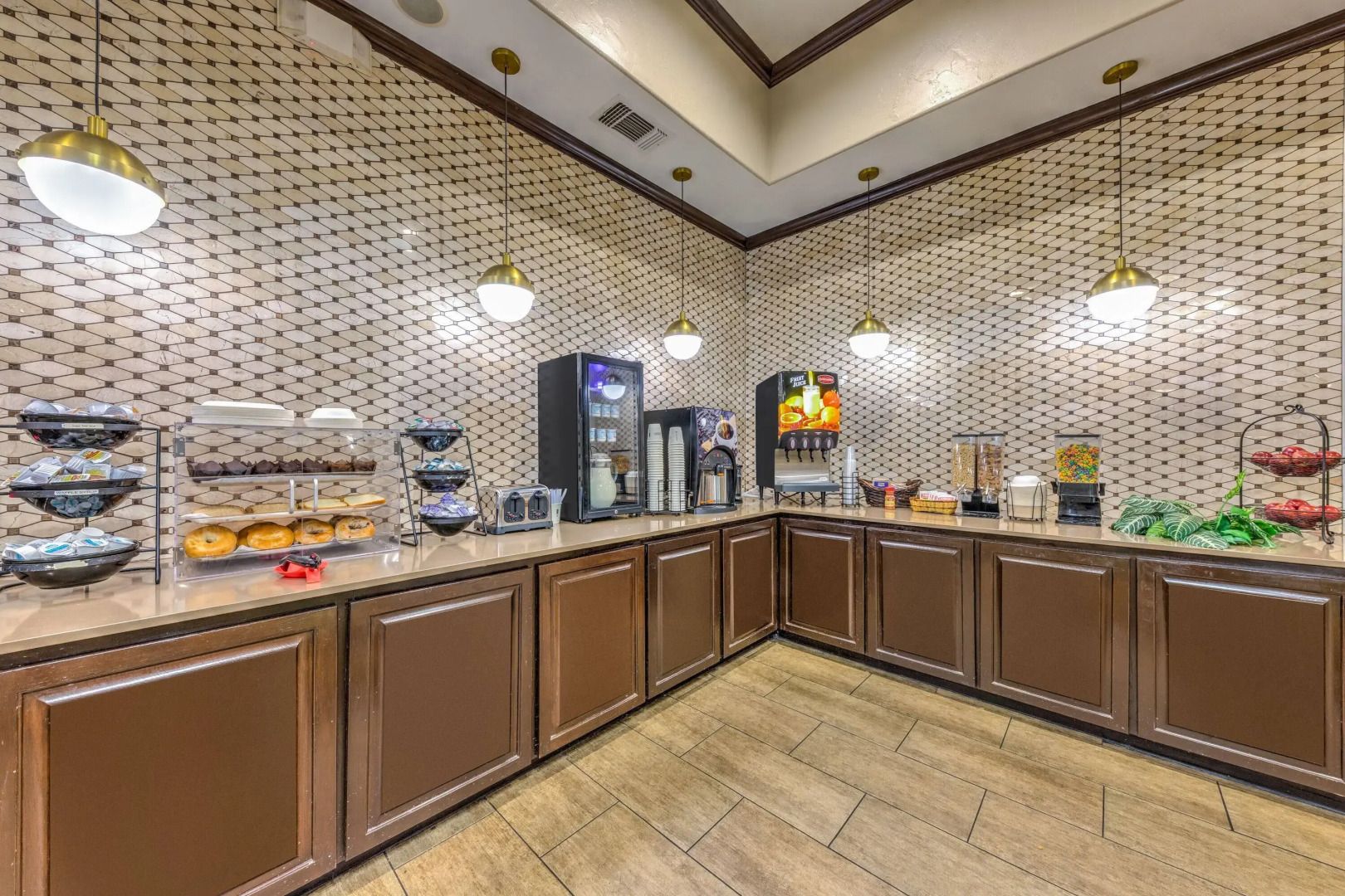 La Quinta Inn & Suites by Wyndham Marble Falls