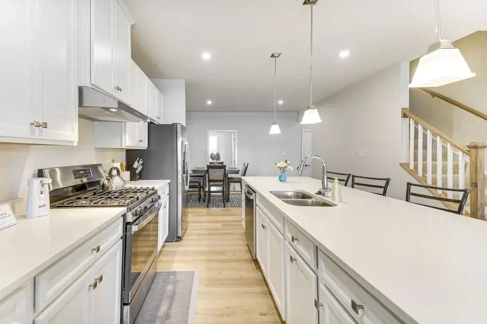 Beautiful Family Retreat By Pasquotank River!