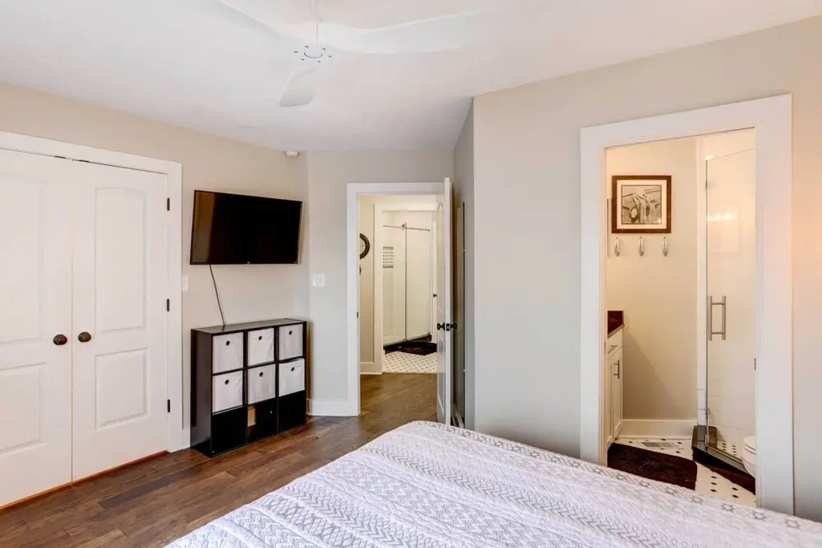 Port Clinton Condo w/ Balcony + Water Views!