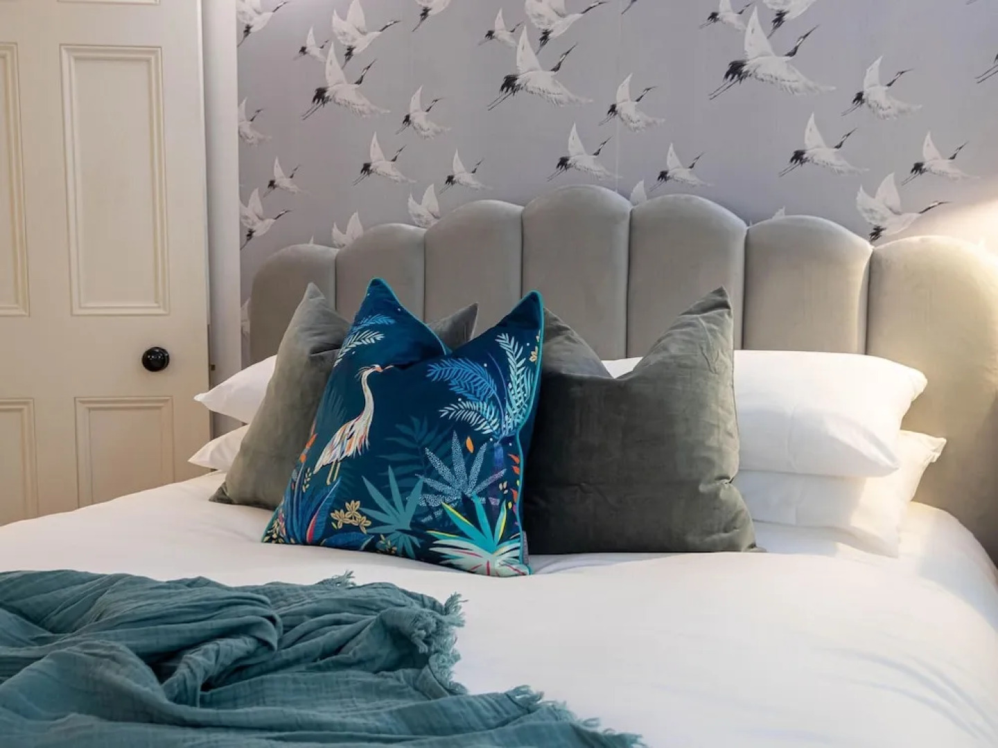 Liverpool St Three Bedroom Home Near Tube Station