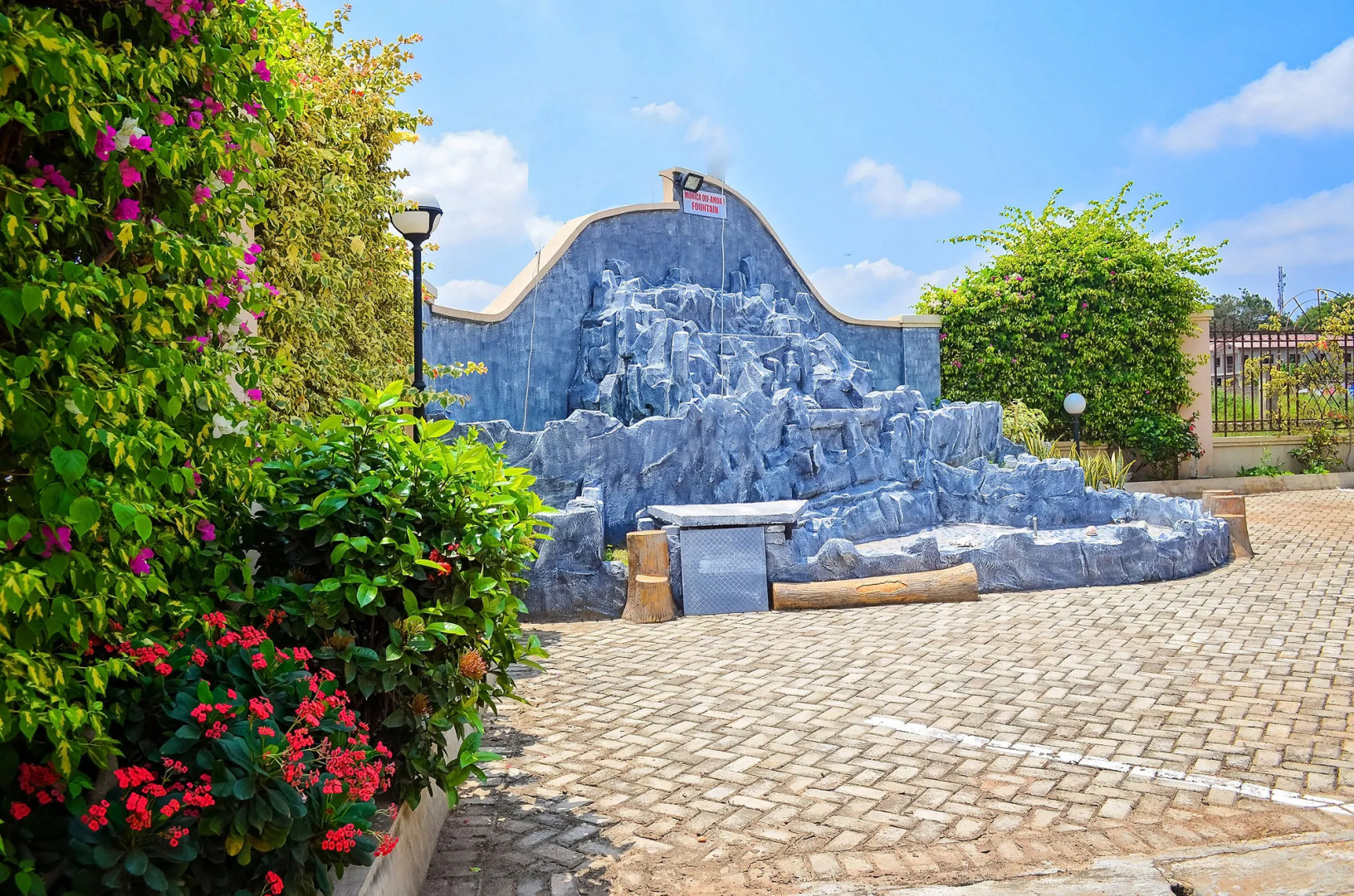 Bethel Heights Hotel