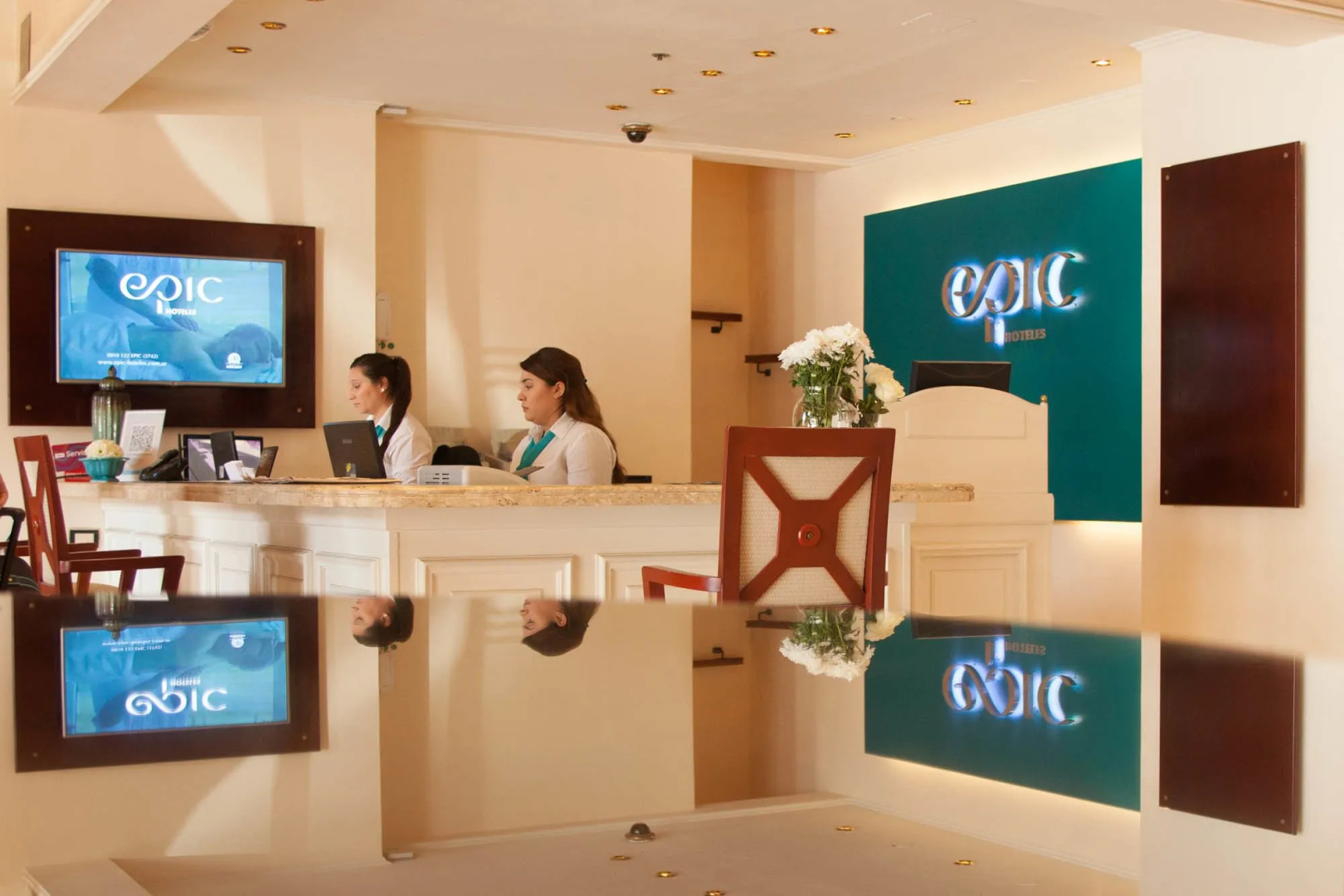 Epic Hotel Villa Mercedes