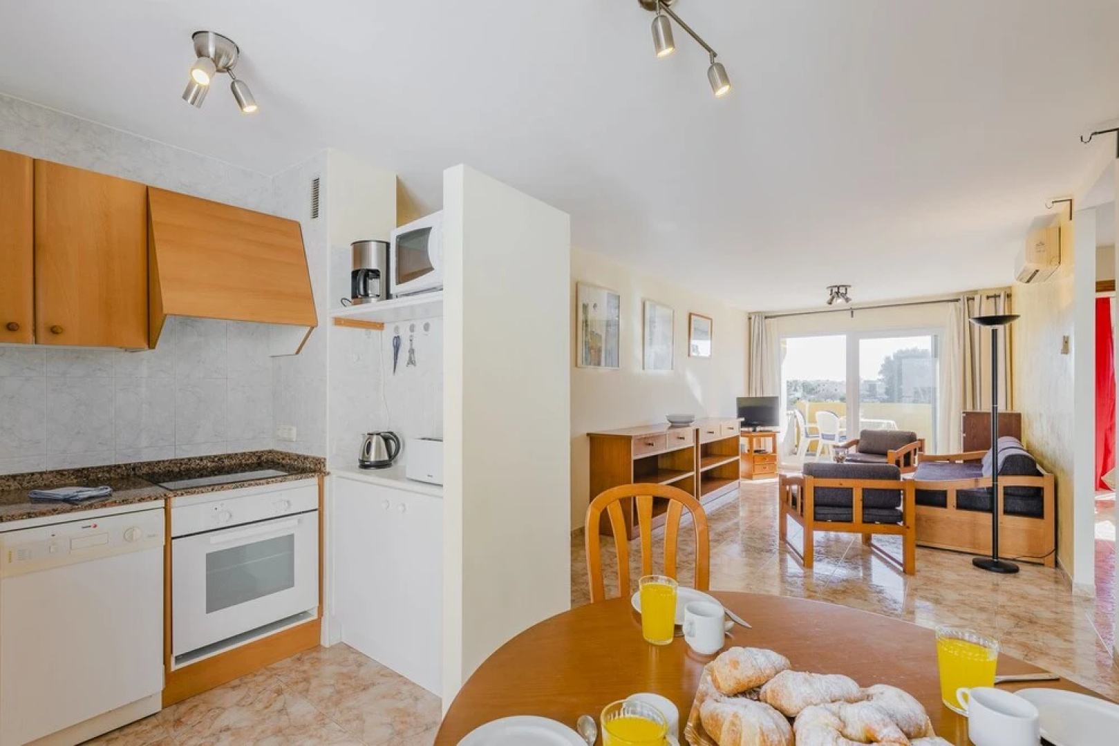 Tio Max Apartment III